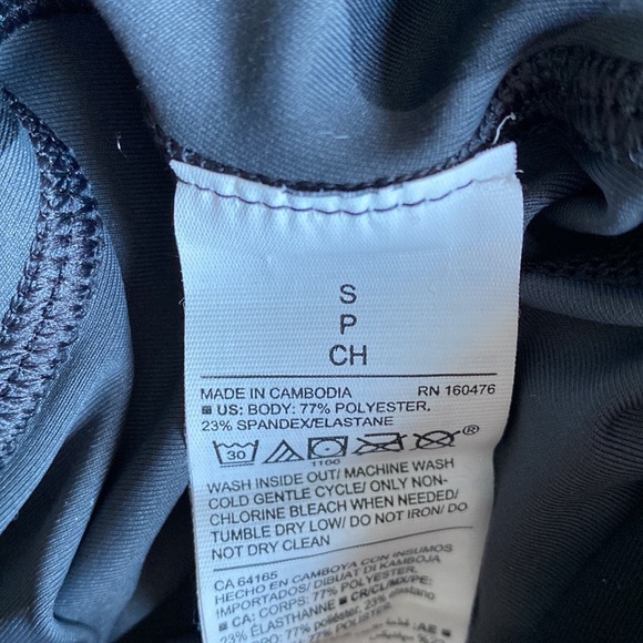 NWOT Old Navy Elevate "GO-DRY" Black & Grey Elevate Joggers, Size Small - Picture 7 of 7